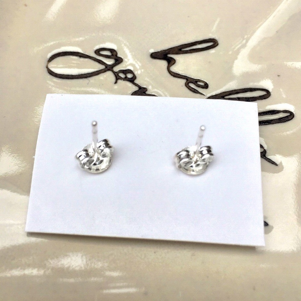 NEW ARRIVALS Sitting Bird Sterling Studs - Picture 7 of 8